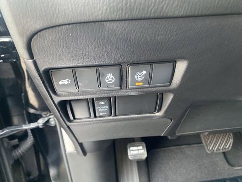 Used 2024 Nissan Armada Platinum w/ Cargo Package image 17