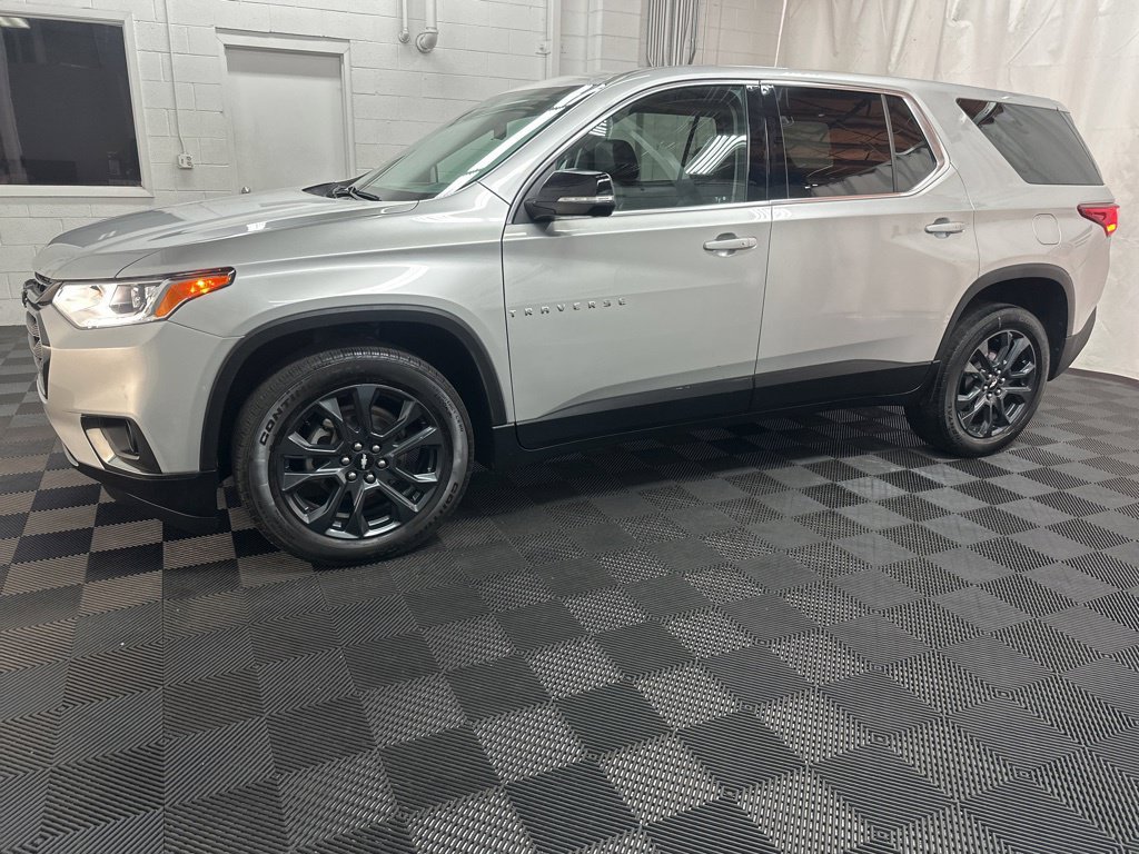 Used 2021 Chevrolet Traverse RS AWD/4WD image 3