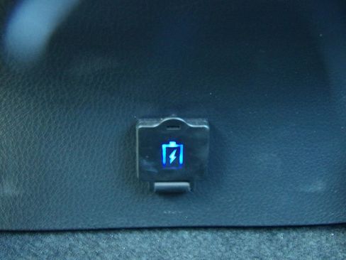 Used 2023 Toyota Camry SE FWD image 24