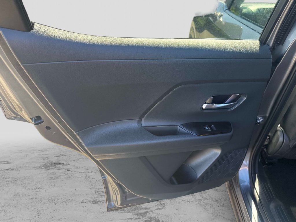 Certified 2026 Nissan Kicks SR w/ SR Premium Package AWD/4WD image 16