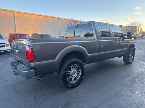 Used 2014 Ford F250 Lariat w/ Chrome Package image 12
