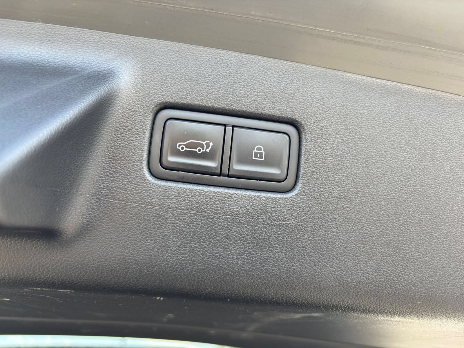 Used 2025 Hyundai Santa Fe SEL AWD/4WD image 22