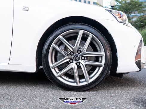 Used 2018 Lexus IS 300 F Sport w/ F Sport Package image 10