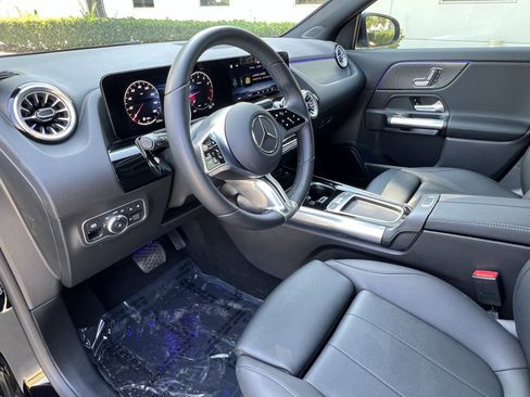 Certified 2025 Mercedes-Benz GLA 250 image 17