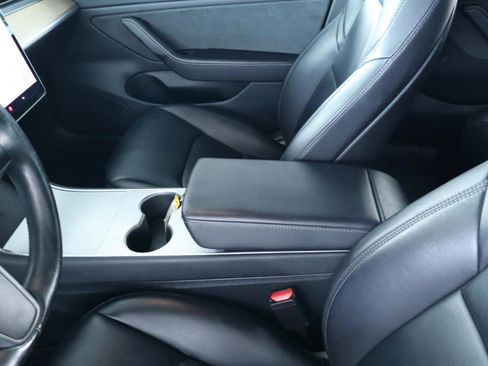 Used 2018 Tesla Model 3 Mid Range RWD image 17
