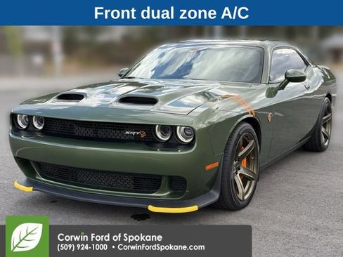 Used 2020 Dodge Challenger SRT Hellcat w/ Plus Package RWD image 5