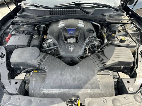 Used 2016 Maserati Ghibli S Q4 AWD/4WD image 19