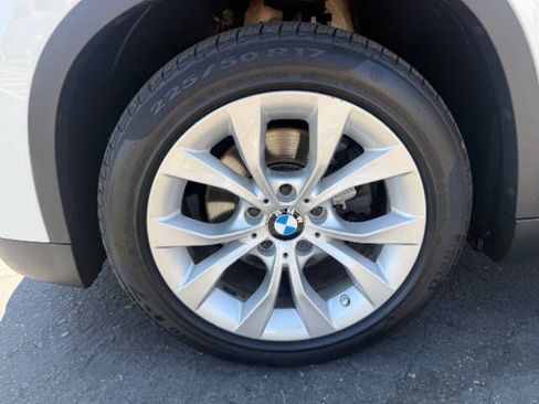 Used 2014 BMW X1 xDrive28i AWD/4WD image 9