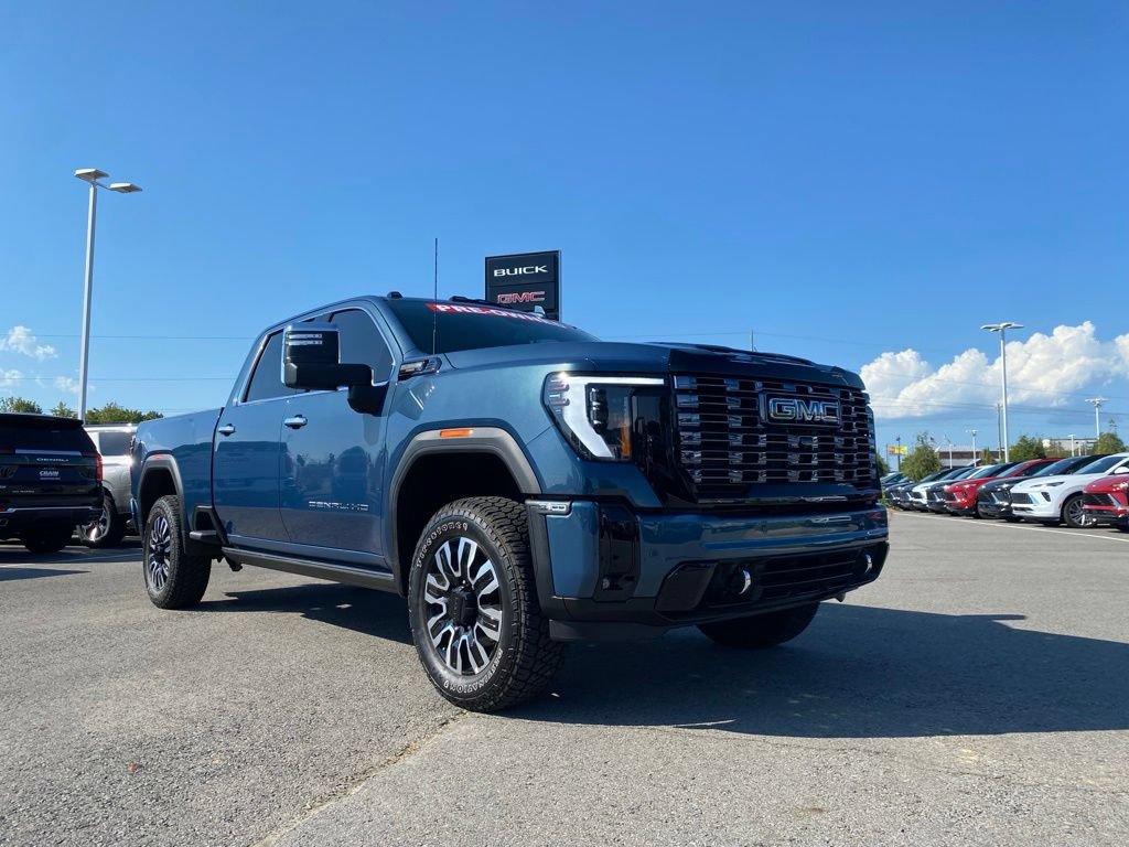 Used 2026 GMC Sierra 2500 Denali Ultimate AWD/4WD image 7