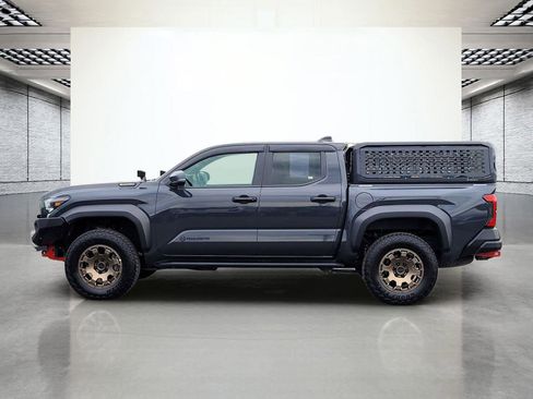 Used 2024 Toyota Tacoma 4x4 Double Cab Hybrid image 10