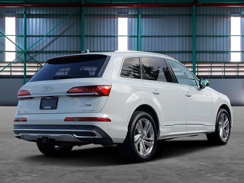 Used 2023 Audi Q7 3.0T Premium w/ Convenience Package AWD/4WD image 5