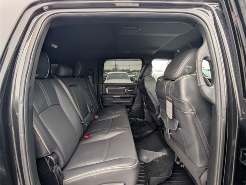 Used 2018 RAM 3500 Laramie Longhorn image 12