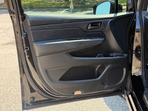 Used 2023 Honda Odyssey Sport image 9