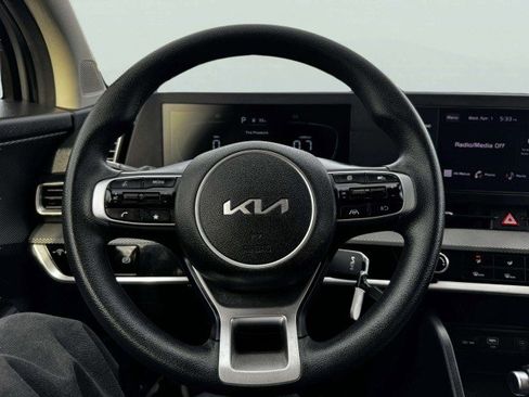 Used 2023 Kia Sportage LX image 26