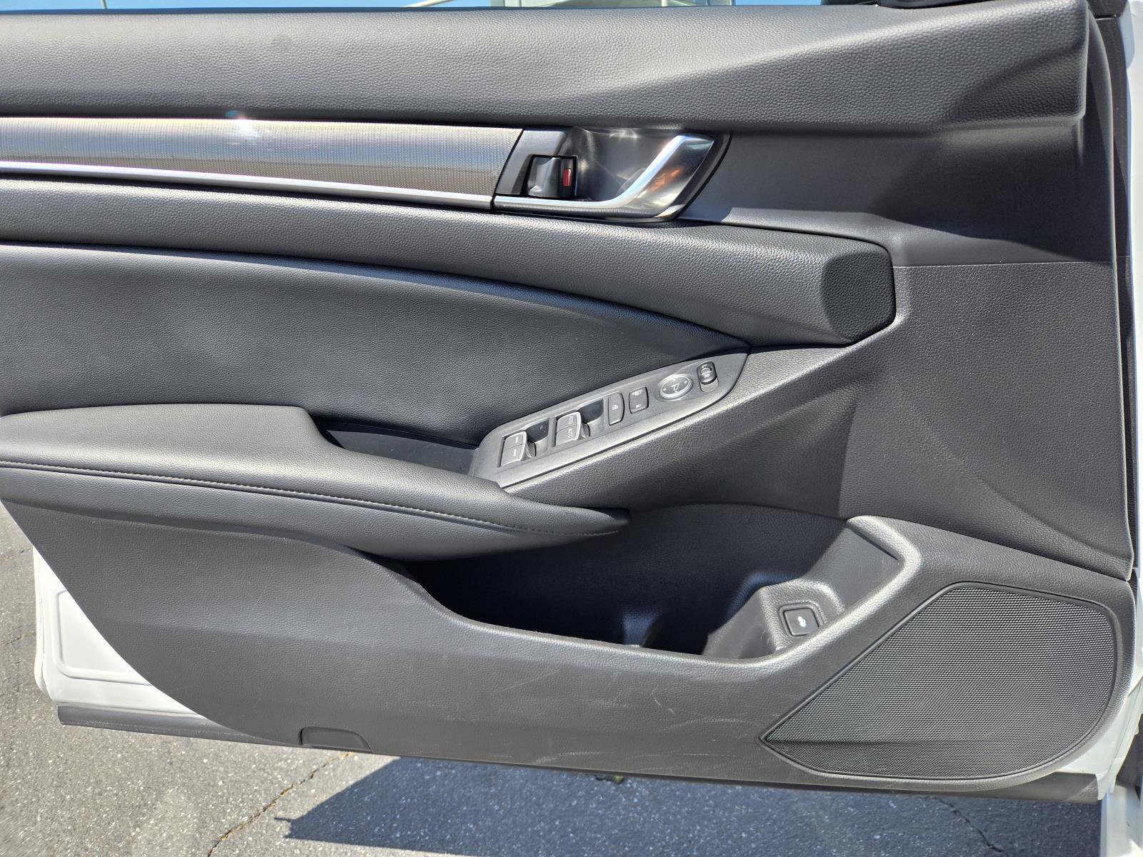 Used 2022 Honda Accord Sport Special Edition image 19