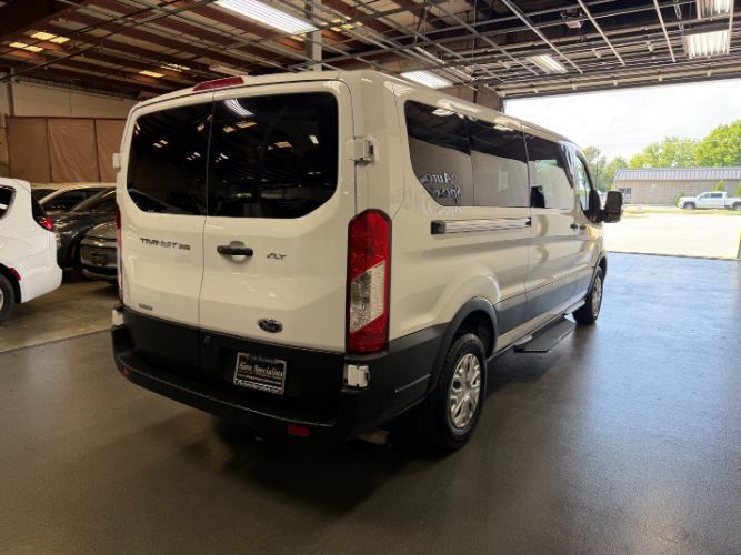 Used 2025 Ford Transit 350 XLT RWD image 4