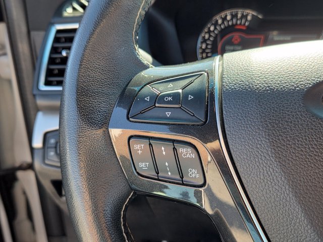 Used 2018 Ford Explorer Platinum AWD/4WD image 26