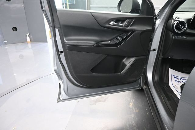 Used 2025 Chevrolet Equinox LT AWD/4WD image 10