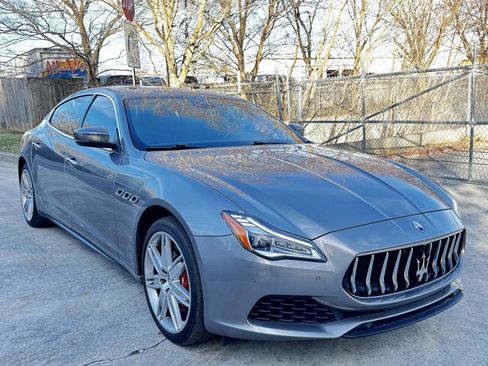 Used 2018 Maserati Quattroporte S image 2