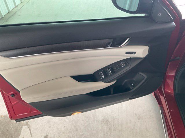 Certified 2021 Honda Accord Touring image 5