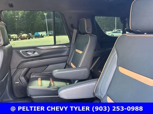 Used 2023 GMC Yukon AT4 w/ LPO, Floor Liner Package AWD/4WD image 21