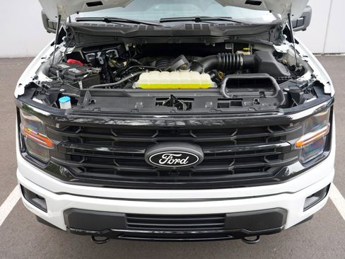 Used 2024 Ford F150 XLT w/ XLT Black Appearance Package AWD/4WD image 8