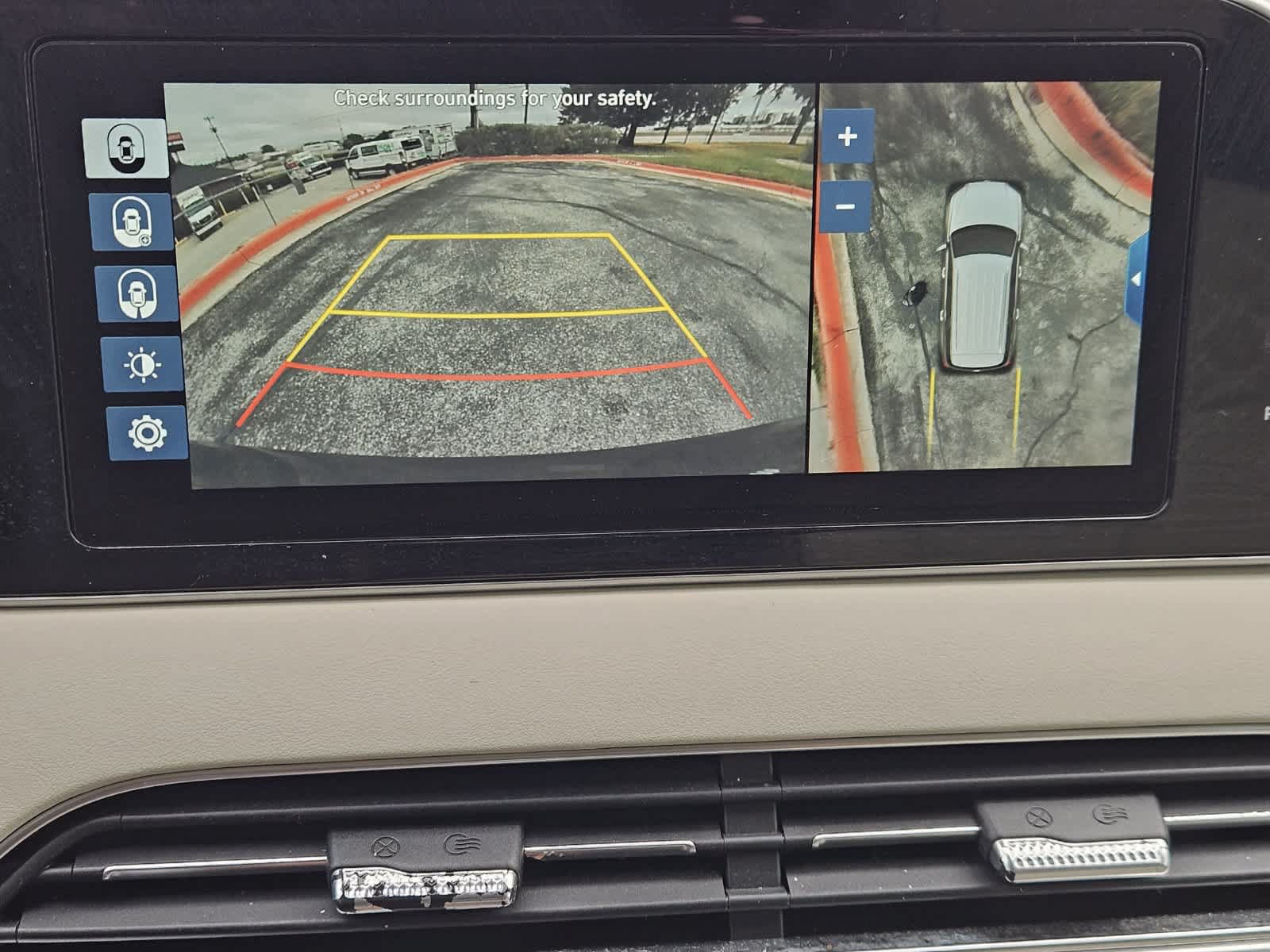 Used 2020 Hyundai Palisade Limited FWD image 16