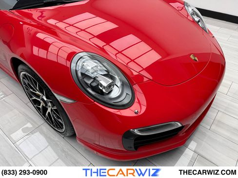 Used 2015 Porsche 911 Turbo S image 2