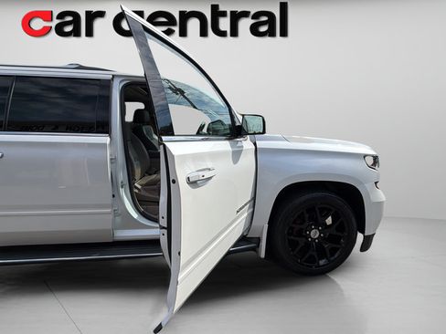 Used 2016 Chevrolet Suburban LTZ AWD/4WD image 14