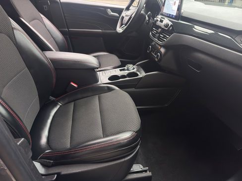 Used 2024 Ford Escape ST-Line w/ Cold Weather Package image 20