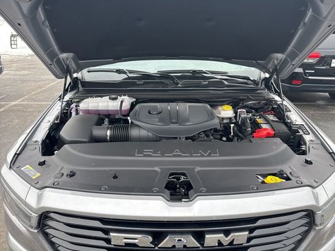 Used 2025 RAM 1500 Laramie w/ Sport Appearance Package image 9