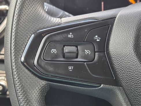 Used 2025 Chevrolet TrailBlazer LT AWD/4WD image 20