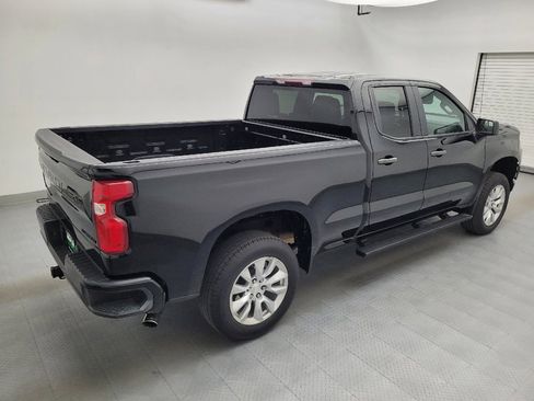 Used 2020 Chevrolet Silverado 1500 Custom w/ Custom Value Package RWD image 10