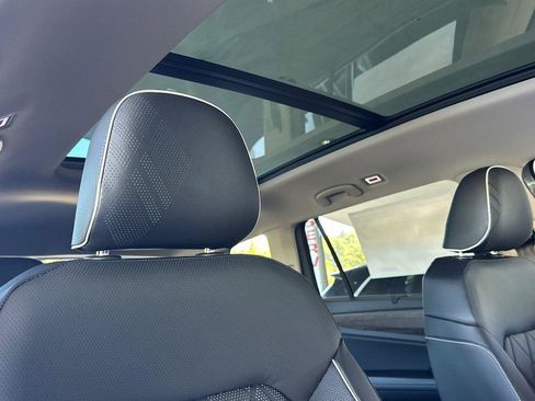 New 2026 Volkswagen Atlas SEL Premium R-Line image 17