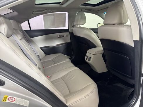 Used 2011 Lexus ES 350 image 5