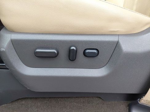 Used 2013 Ford F350 Lariat w/ Lariat Ultimate Pkg image 19