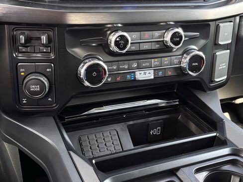 New 2026 Ford F250 Lariat w/ Lariat Premium Package image 16