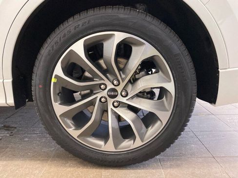 New 2026 Lincoln Aviator AWD w/ Jet Appearance Package image 24