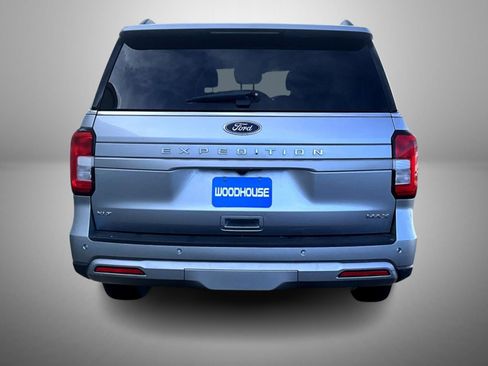 Used 2024 Ford Expedition Max XLT image 6
