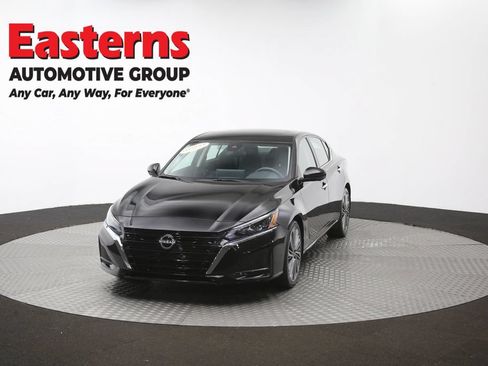 Used 2023 Nissan Altima 2.5 SL FWD image 54