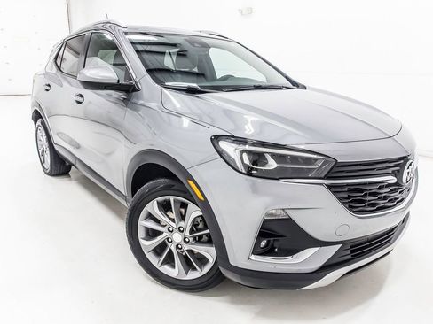 Used 2023 Buick Encore GX Essence w/ Experience Buick Package image 9