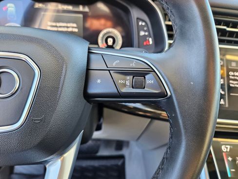 Used 2022 Audi Q7 Premium Plus image 22