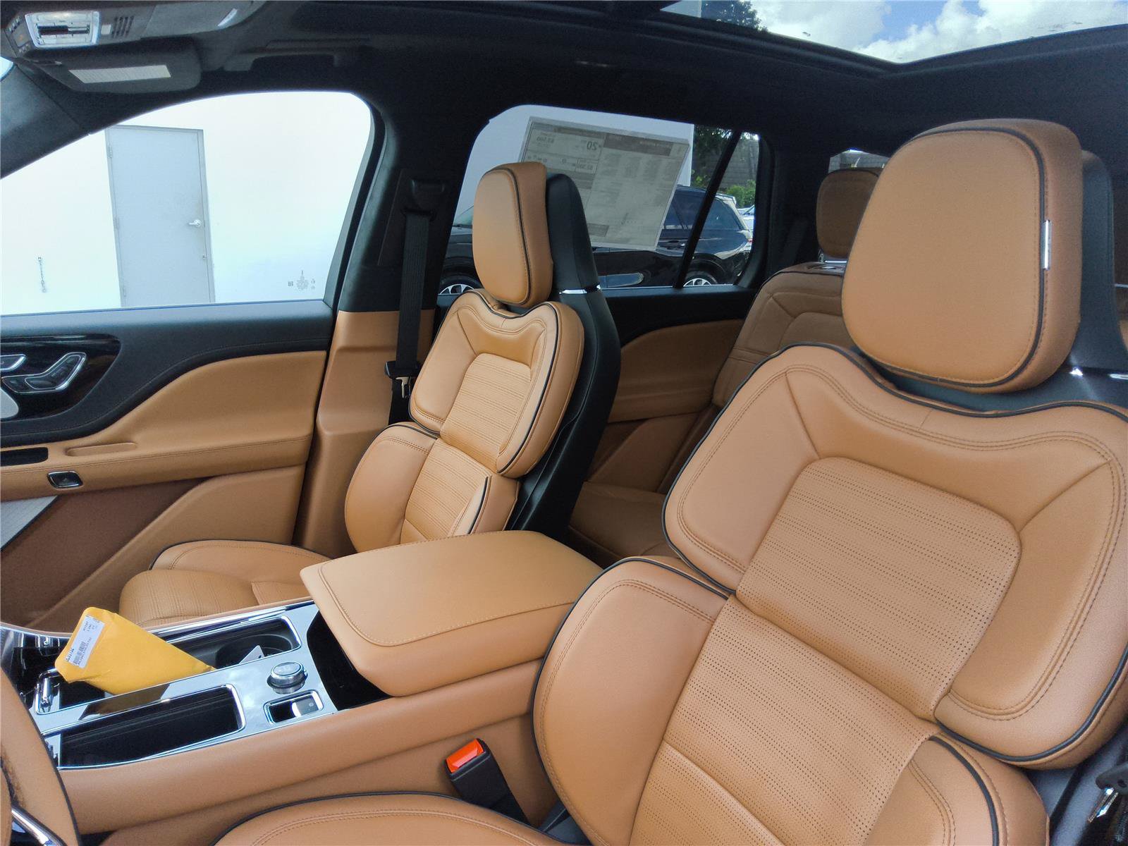 New 2027 Lincoln Aviator Black Label w/ Dynamic Handling Package AWD/4WD image 14