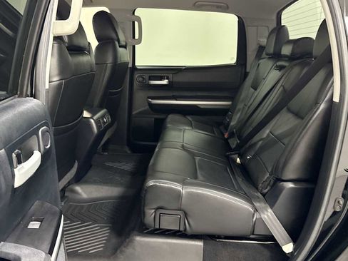 Certified 2017 Toyota Tundra SR5 image 23
