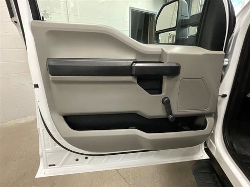 Used 2019 Ford F250 XL image 11