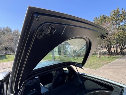 Used 2001 Chevrolet Corvette Coupe w/ Preferred Equipment Group2 image 47