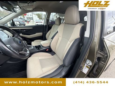 Used 2023 Subaru Outback Premium AWD/4WD image 17