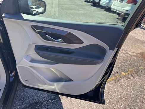 Used 2024 GMC Terrain Denali w/ Denali Premium Package image 19