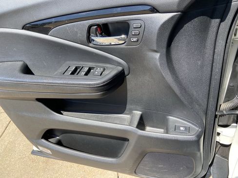 Used 2018 Honda Ridgeline RTL-E image 48