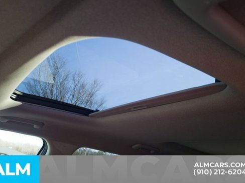 Used 2025 Hyundai Santa Fe Limited image 15